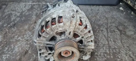 BMW 1 E81 E87 Generator/alternator 7802261 2543461B