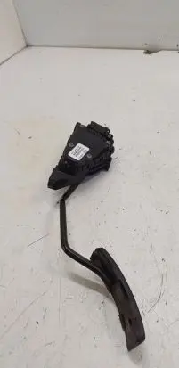Volvo S40, V40 Accelerator throttle pedal 30865642 6PV00830100