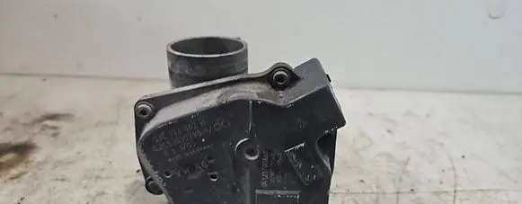 Volkswagen Polo IV 9N3 Throttle valve A2C53030790 04121700860