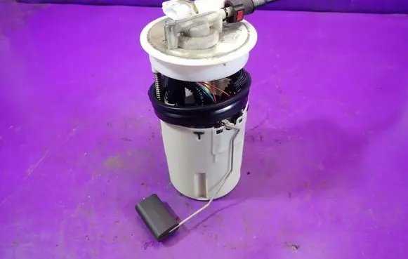Nissan Almera Tino In-tank fuel pump