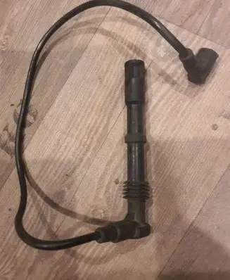 Audi 80 90 S2 B4 Ignition plug leads 027905447