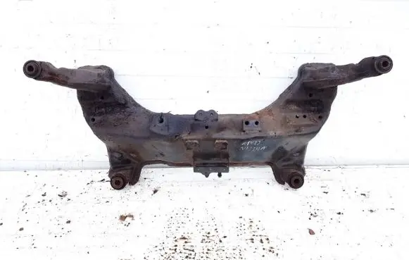 Nissan Almera Tino Front subframe