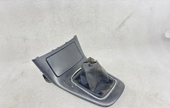Toyota Avensis T250 Ashtray (front) 