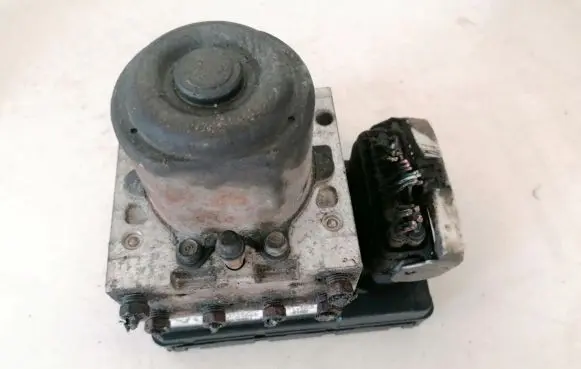 Toyota Avensis Verso ABS Pump 4451044051 44510-44051