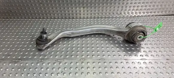 Volkswagen PASSAT B5 Front control arm 4D0407695J