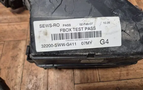 Honda CR-V Engine installation wiring loom 32200SWWG411 32200SWWG41107MY