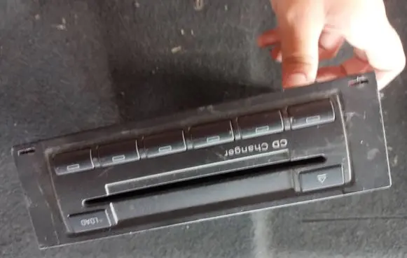 Skoda Octavia Mk2 (1Z) CD/DVD changer 1Z0035111A