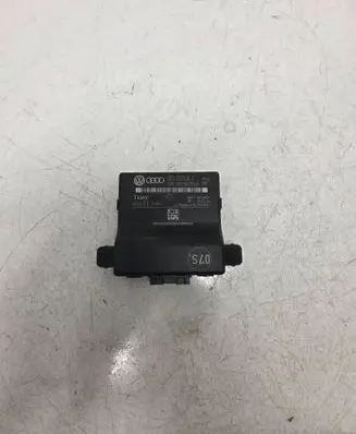Volkswagen PASSAT B6 Gateway control module 3C0907530C 3C0907951A