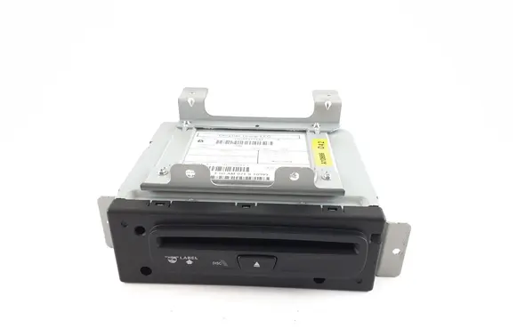 Jeep Grand Cherokee CD/DVD changer 05091245AE P05091245AE