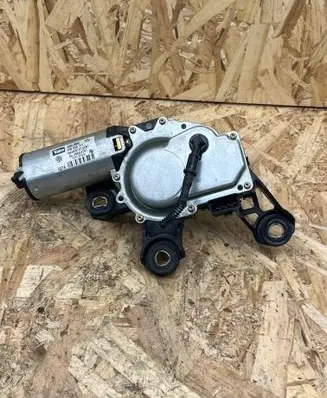 Volkswagen Multivan T5 Rear window wiper motor 404808 7H0955711 49924791