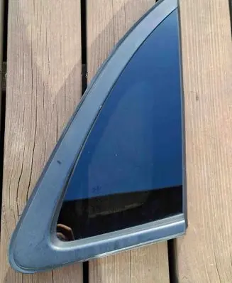 Hyundai Kona I Rear side window 87820J9000