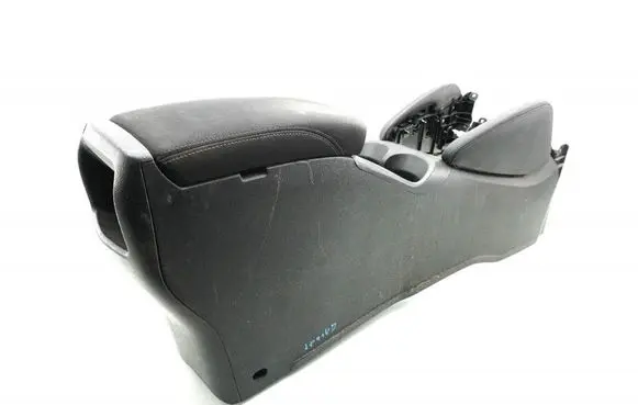 Nissan Qashqai Center console MMAUTKO18523