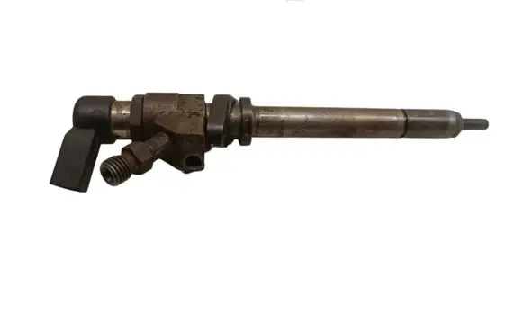 Volvo V50 Fuel injector 9657144580