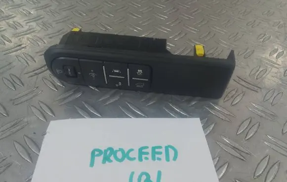 KIA Pro Cee'd III Central console control unit 93700-j7140