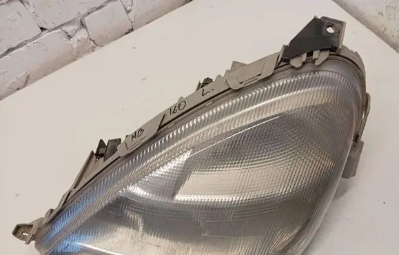 Mercedes-Benz A W168 Headlight/headlamp A1688200961 0301152211