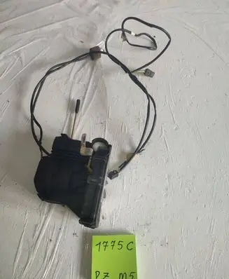 Mercedes-Benz E W211 Front door lock 79797975