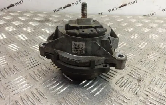 BMW X3 F25 Engine mounting bracket 6785711