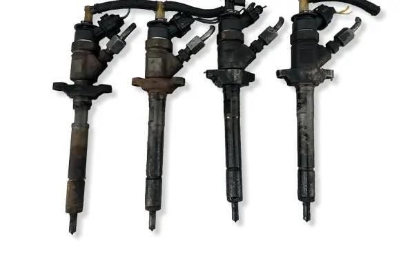 Peugeot 308 Fuel injectors set 0445110311