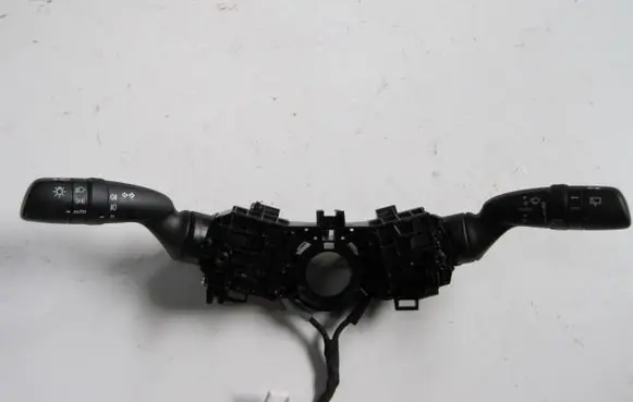 Toyota RAV 4 (XA30) Wiper turn signal indicator stalk/switch 4220017L021