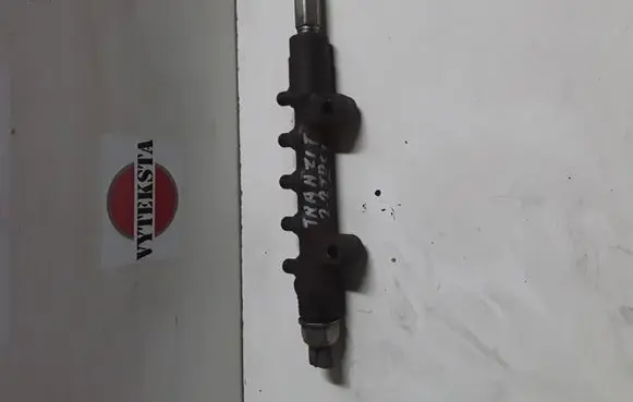 Ford Transit Fuel main line pipe