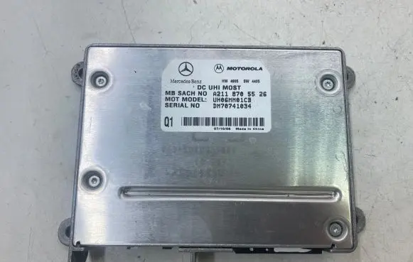 Mercedes-Benz R W251 Bluetooth control unit module A2118705526