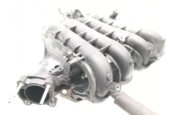 Hyundai i10 Intake manifold