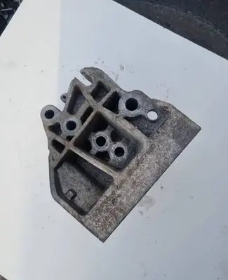 Land Rover Evoque I Engine mounting bracket 6G9Q6030CA