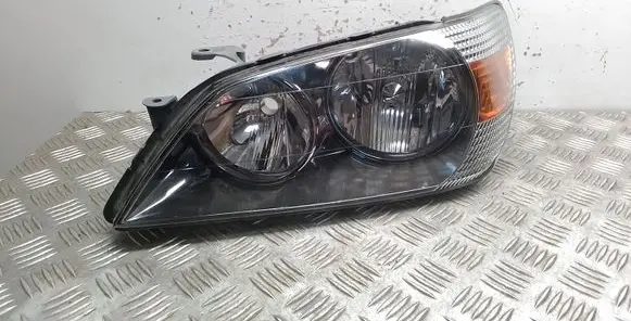 Lexus IS 200-300 Headlight/headlamp