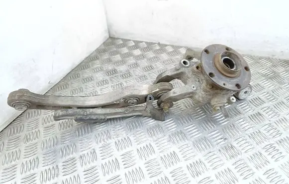 Volkswagen Phaeton Rear wheel hub