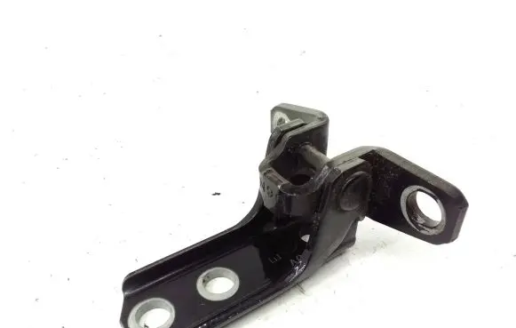 Mitsubishi Outlander Rear door lower hinge A046834