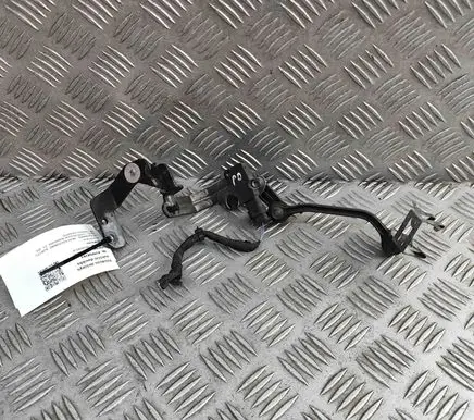 Mercedes-Benz A W177 Air suspension front height level sensor A0009059413