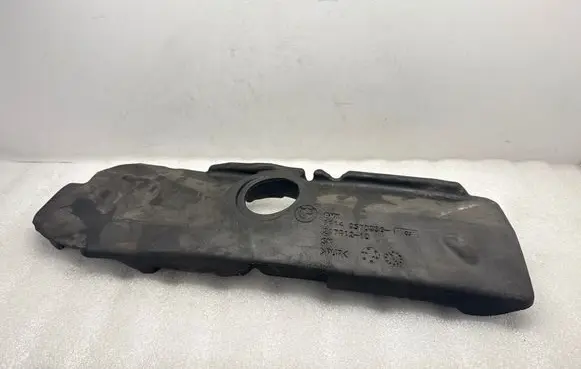 BMW 5 G30 G31 G38 Heat shield in engine bay 8570836 21781210