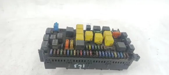 Mercedes-Benz ML W163 Fuse module 4RD93168002 1635450005 08200100