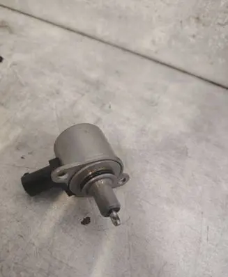 BMW 5 F10 F11 Hydraulic servotronic pressure valve 