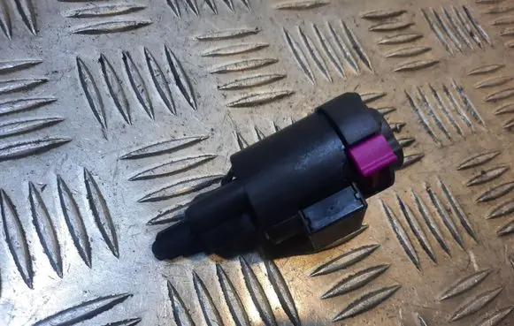 Audi Q5 SQ5 Brake pedal sensor switch 4F0945459B