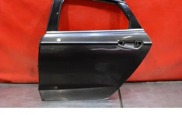 Ford Mondeo MK I Rear door