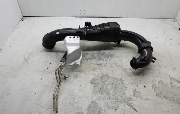 Volvo XC40 Air intake hose/pipe 32222145