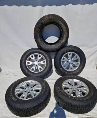 Ford Ranger R18 alloy rim 