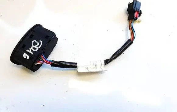 Jaguar S-Type Tailgate opening switch 2R839B242