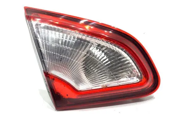 Nissan Qashqai Rear/tail lights 89503189