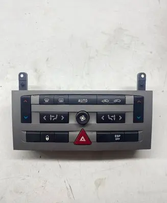 Peugeot 407 Climate control unit 96573322 FNP80A0373