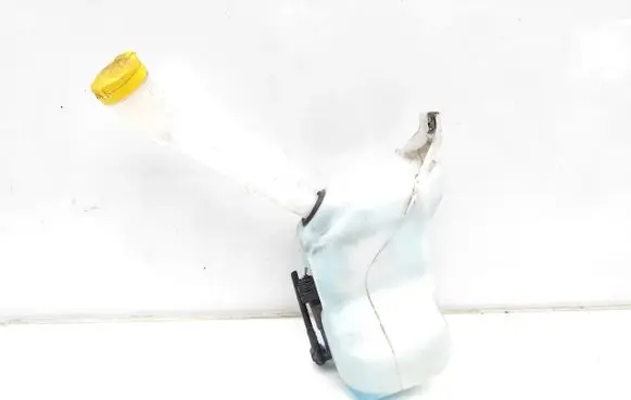 Renault Twingo III Windshield washer fluid reservoir/tank 289103335R A4538600260