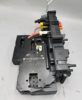Mercedes-Benz E W212 SAM control unit 5DK00962057 2129000004 2125452832