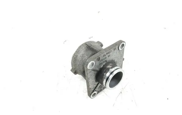 BMW X6 E71 Driveshaft support bearing bracket 7563779