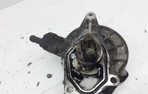KIA Optima Vacuum pump 288102A650