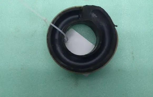 Audi Q7 4L Front coil spring rubber mount 7L0411190