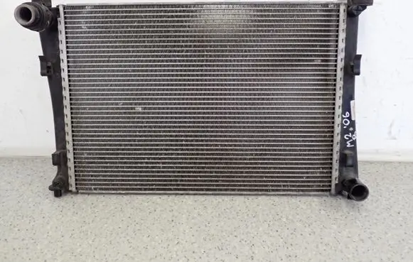 Mazda 2 Coolant radiator