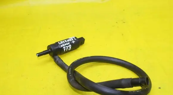 Porsche Cayenne (9PA) Headlight washer pump 3B0955681