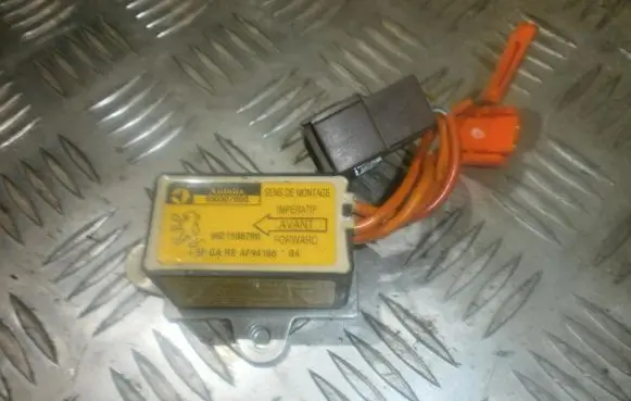 Peugeot 306 Airbag control unit/module 550307000
