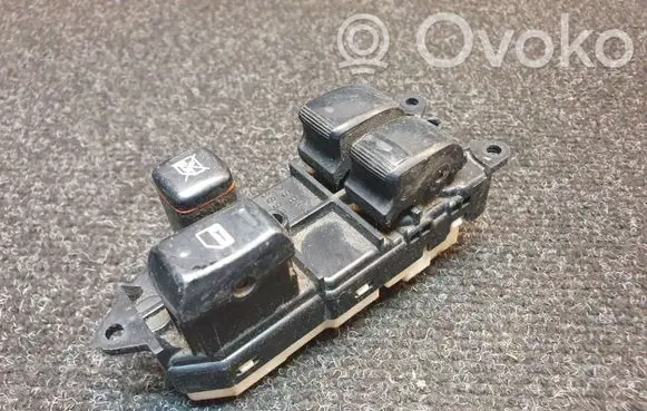 Toyota Corolla Verso E121 Electric window control switch 514699